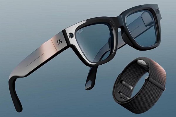 Meta智慧眼鏡時代來了!手勢控制,文字、影像、路線直接浮現在視線旁